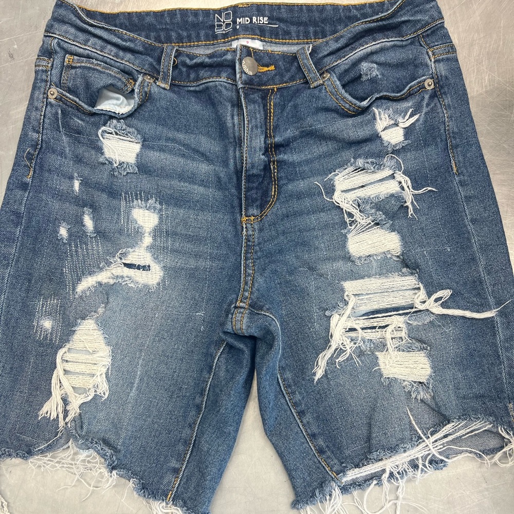 No Bo Bermuda Shorts, Size 9, super comfortable, I usually wear size 10/12